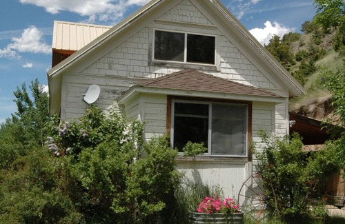 Chico Cabin | Private Creekside Retreat Near Yellowstone & Chico Hot Springs