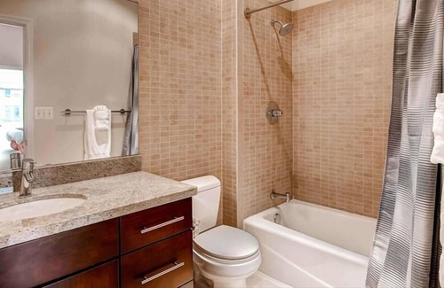 George Washington University Apartment | Private DC 1BR | Full Kitchen | Washer/D | by GLS