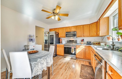 Berkeley Springs House | Private Deck: Berkeley Springs Getaway!