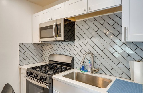 Frazier Park Apartment | Private Deck & Views: Frazier Mountain Cabin