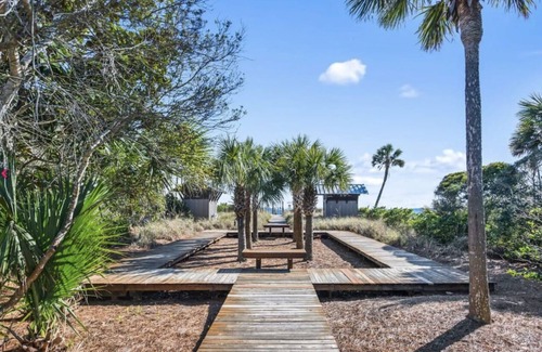 Santa Rosa Beach Condo | Private Deeded Beach, Pool