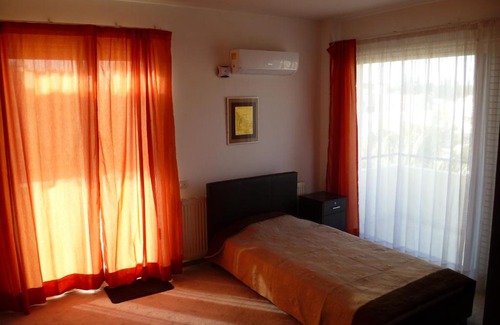 Nicosia House | Private deluxe room with balcony at Datacom building