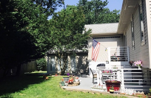 Glen Burnie House | Private detached 1bedroom guest house.
