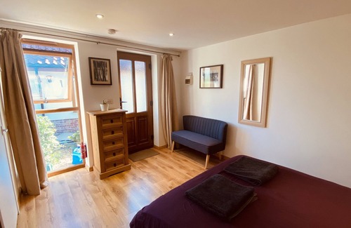 Thistley Green Apartment | Private Detached Annex in Isleham