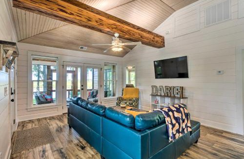 Darien House | Private Dock and Porch Riverfront Darien Cottage