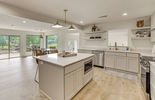 Eustace House | Private Dock: Waterfront Cedar Creek Lake Home