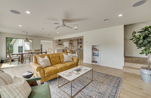 Eustace Cottage | Private Dock: Waterfront Cedar Creek Lake Home