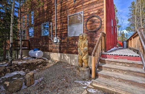 Valley of the Sun House | Private Dog-Friendly Fairplay Cabin with Deck and Yard