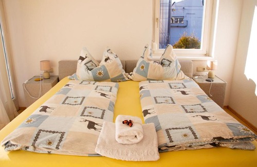 Dornbirn House | Private doublebed Room with balcony in shared house