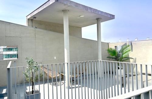 Yeonnam-dong House | Private duplex house with a nice rooftop - Foreigner only