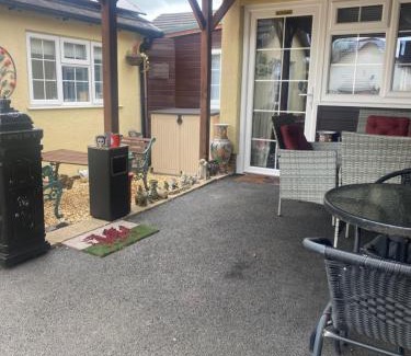 Llanfair-Dyffryn-Clwyd House | Private en-suite RUTHIN