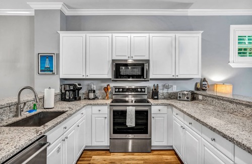 Islamorada House | Private End Unit in Anglers Reef Resort Islamorada Boat Slip, Ocean Views & Pool