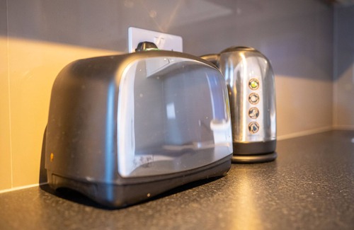 St Helens House | Private Ensuite Room Shared Kitchen St Helen D2