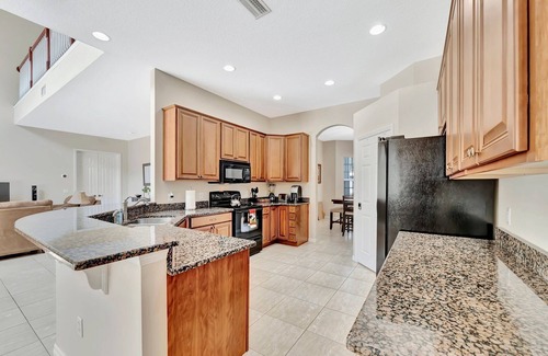 North Port House | Private Estate w/Heated Pool in Sarasota County, FL