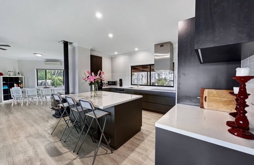 Merimbula House | Private Family Beach House - 5mins from the beach