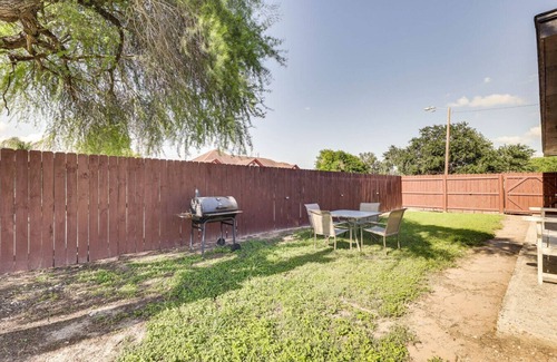 San Juan House | Private Fenced Backyard Pet Friendly Grill