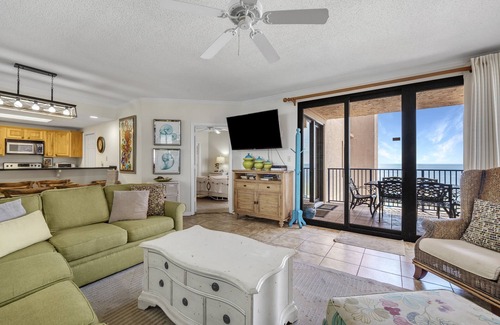 Orange Beach Condo | Private Fishing Pier | Spacious Beachfront Condo | Beach Getaways