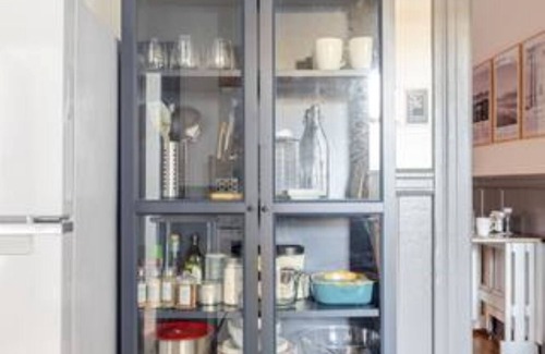 South of Market Apartment | Private Flat, Sleeps 6, SOMA location with Private Entry, Kitchen, Bath, Living