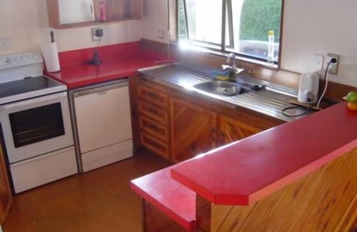 Pauanui House | Private fully fenced getaway $125-$400/night