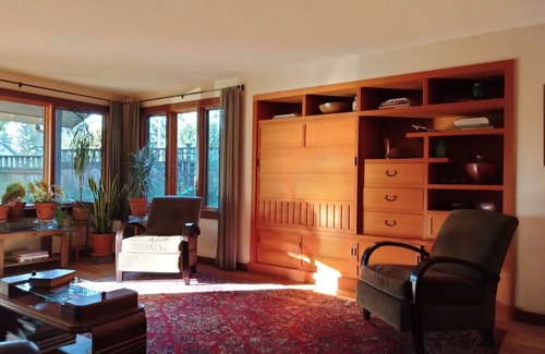 Eugene House | Private Garden Cottage