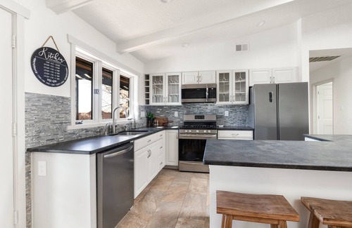 North Albuquerque Acres House | Private gated estate home, close to Tramway and Sandia Peak tram