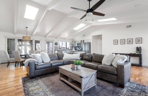 North Albuquerque Acres House | Private gated estate home, close to Tramway and Sandia Peak tram