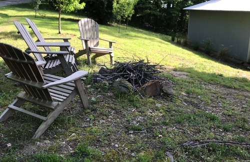 Celina House | Private getaway in the hills of Dale Hollow