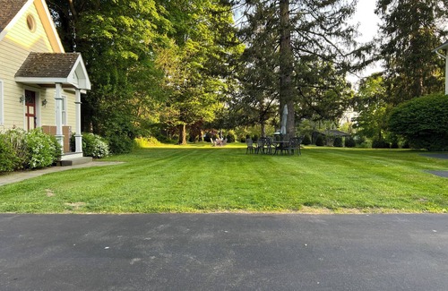 Town of Marbletown Cottage | Private Guest Cottage @ The Sheeley House in High Falls NY.