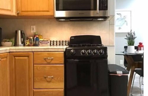 Rose Garden House | Private Guest Suite + Full Kitchen, 3 BD, Near SJC