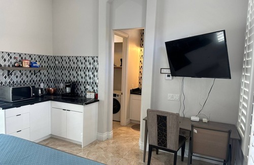 Summerlin House | Private guesthouse in upscale community, courtyard retreat w/fireplace