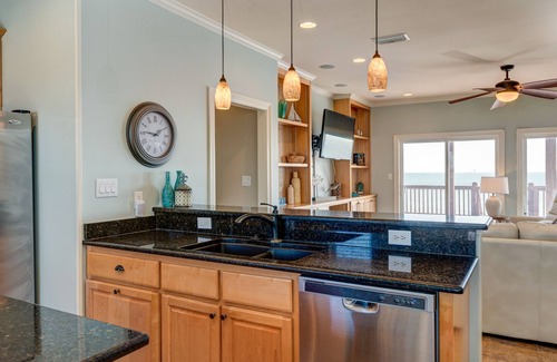 Dauphin Island House | Private gulf front pool, pet-friendly, on beach! - Sonny Side