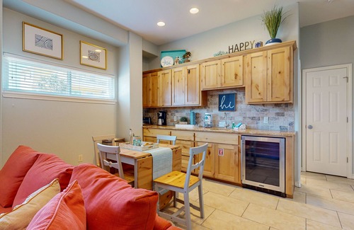 Port Aransas House | Private Heated Pool, Pet Friendly, Golf Cart Included