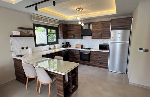 Uzumlu Villa | Private Hillside Villa. Swimming Pool & Fantastic Views. 12 Miles to the Beach