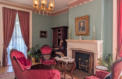 Bristol House | Private Historic House, in Downtown Bristol Virginia!