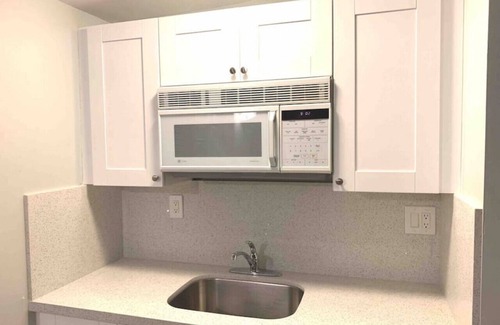 Little Ranches Apartment | Private Hollywood APT Near Beach Airport & Casino