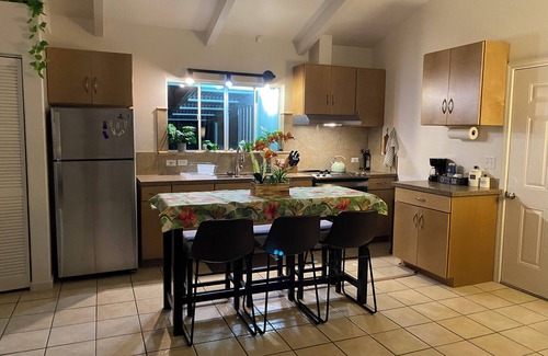 Orchidlands Estates House | Private Home, Beaches, Volcano, Wi-Fi, Tv, Games, Fruit Trees