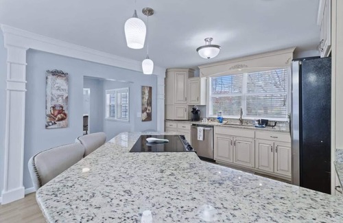 Lookout Mountain House | Private home - fire pit, deck, & great location!