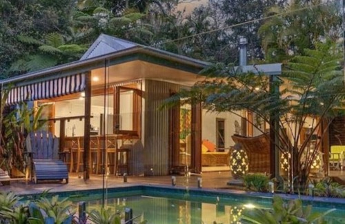 The Pocket House | Private Home In the Pocket Byron