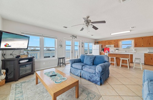 Fort Morgan Pines House | PRIVATE HOME, QUIET AREA, PERFECT GETAWAY, WATER VIEWS