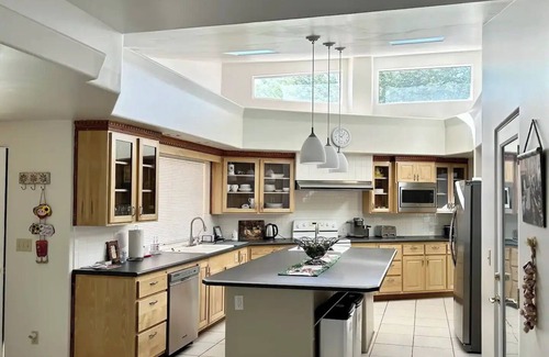 Paradise Valley Village House | Private Home With Beautiful Relaxing Views