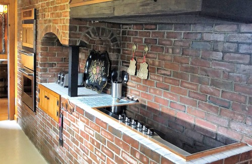 Gilford House | Private Home with Large Indoor pool- Perfect for Summer Fun, Fall Foliage & Ski
