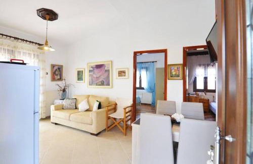 Flogita Apartment | Private home with spacious garden & veranda - Flogita beach