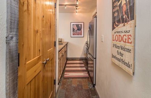 Big Sky Condo | Private Hot Tub, Across the road from Big Sky Resort - Stillwater Ski Escape