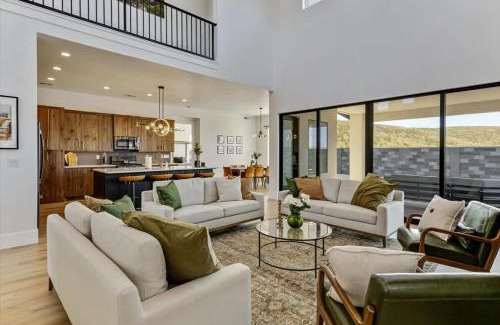 Hurricane House | Private Hot Tub By Sand Hollow & BBQ Grill