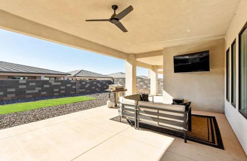 Hurricane House | Private HotTub By Copper Rock Golf Course