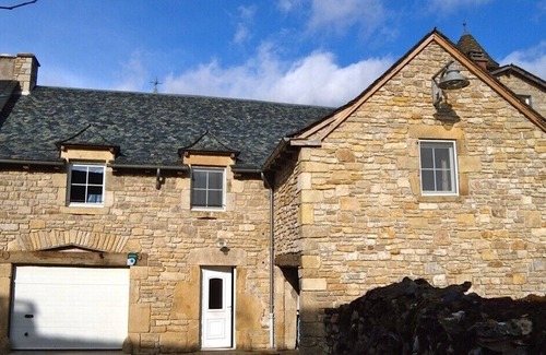 Saint-Geniez-d'Olt House | Private house in the heart of a village, large garden, view of the Aubrac mountains