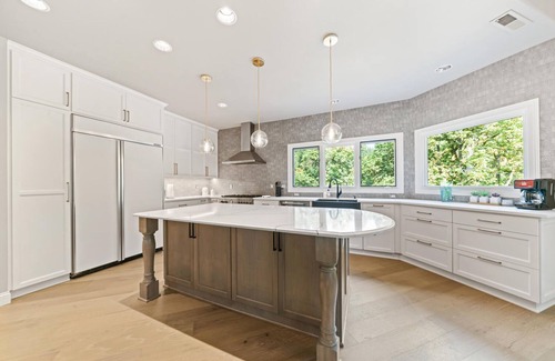 Country Club - North Shore House | Private house on the Lake Oswego Monthly Rent