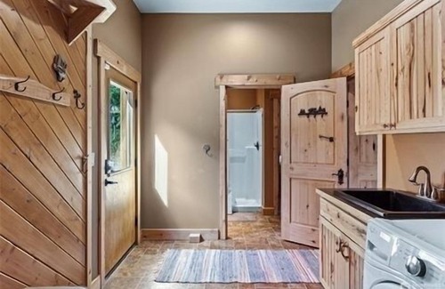 Cle Elum House | Private house with direct access to multi-season trails