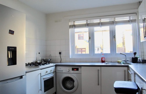 Spitalfields House | Private House with garden just 5 minutes from the station