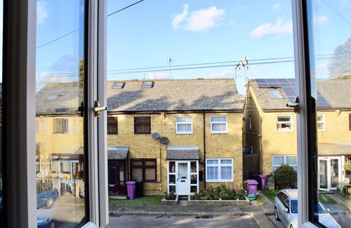 Spitalfields House | Private House with garden just 5 minutes from the station